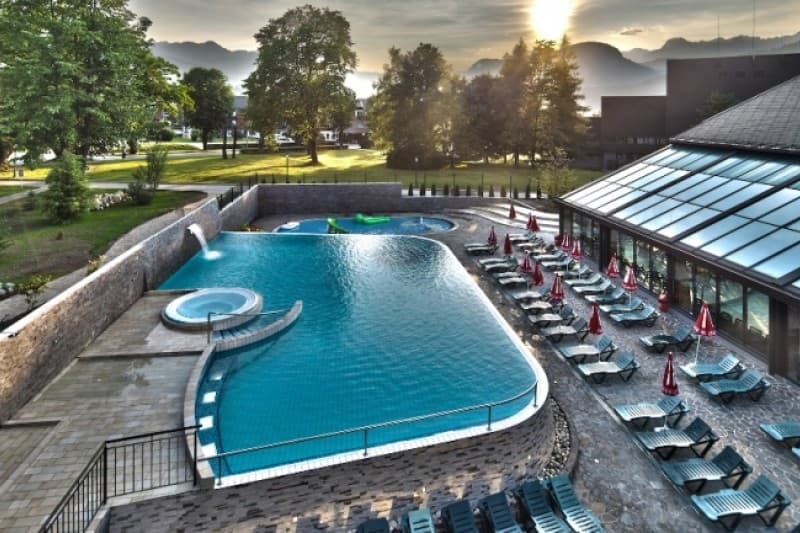 Oddih v Bohinju v Superior sobi / 2 nočitvi / 2 osebi